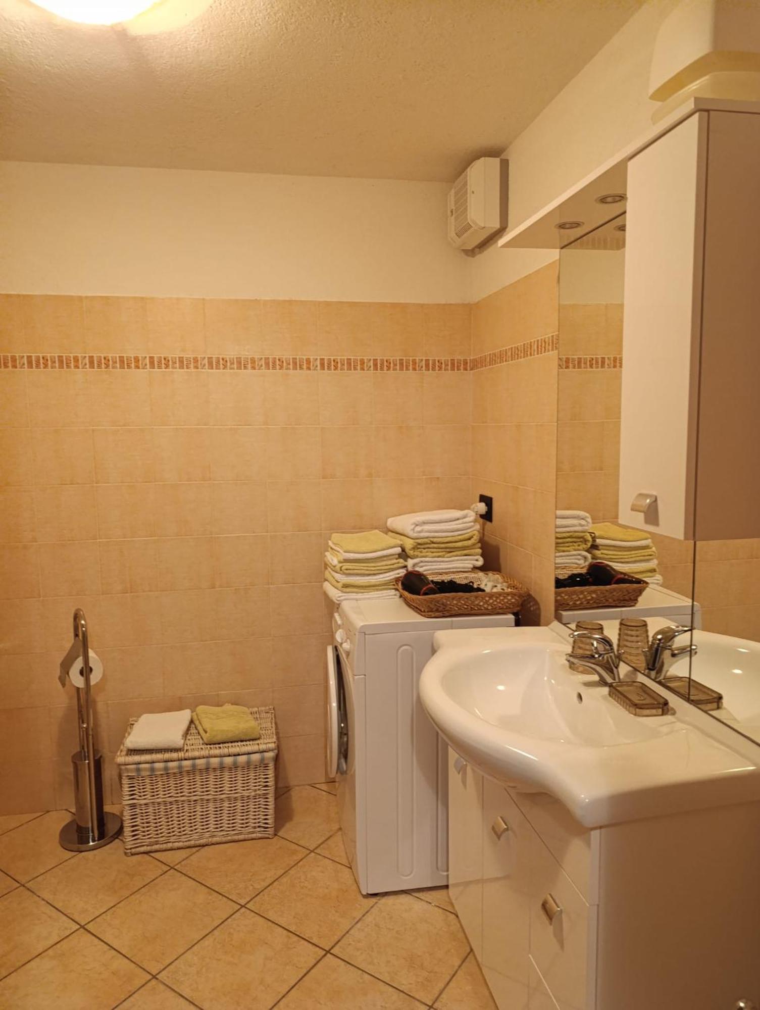 Casa Fedora Apartment Saint-Vincent Exterior photo